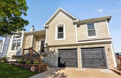 290 W Westhoff Place, Gardner, KS 66030