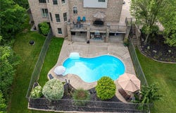 110 Marcur Ln, Center Twp, PA 15061