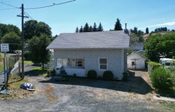 311 E Cooper St, Colfax, WA 99111-1628