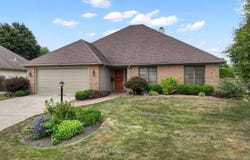 6304 BAYCHESTER Drive, Fort Wayne, IN 46815