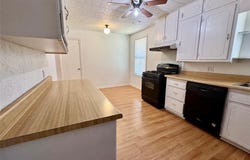 909 N Oak Street, Muenster, TX 76252