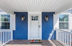 31 N Clarendon Ave, Margate, NJ 08402