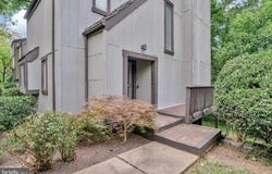 1526 PARK GLEN COURT, RESTON, VA 20190