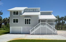 146 Bay Ave, Apalachicola, FL 32320