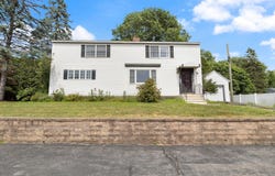 260 Meadow Road, Portsmouth, NH 03801