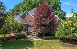 12277 Forest Glen, Shelby Twp, MI 48315-1761