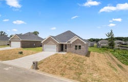 517 Madeleine Circle, Austin, AR 72007