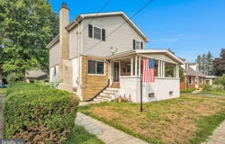 420 HIGH Street, HIGHSPIRE, PA 17034