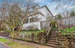 813 Ridgeway Avenue, Morgantown, WV 26505