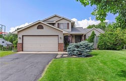 9592 77th Street S, Cottage Grove, MN 55016