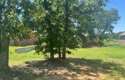 315 Thomas Boulevard, McLoud, OK 74851