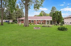 1136 Ridgemont Road, Waterloo, IA 50701