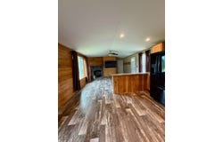 34 W Bay Bridge Rd, Topsham, ME 04086