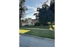6101 W 81st Place, Burbank, IL 60459
