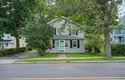 730 Washington St, Hackettstown Town, NJ 07840-2310