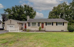17 Warner Road, Berlin, CT 06037