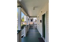 74 NE SACRAMENTO ST, Portland, OR 97213