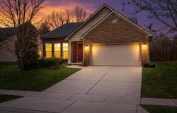 285 Gleneagles Way, Versailles, KY 40383