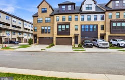 4965 LONGMIRE Way, CHANTILLY, VA 20151