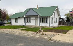 1220 VALLEY Ave, BakerCity, OR 97814