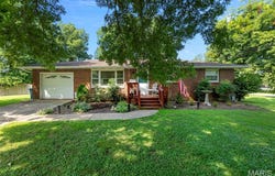 103 S Berkley Street, Scott City, MO 63780