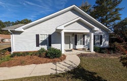 727 Chancery Lane, Aberdeen, NC 28315
