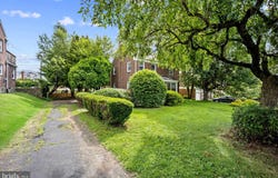 33 LANFAIR, CHELTENHAM, PA 19012