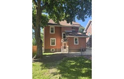 807 Apple Street, Normal, IL 61761