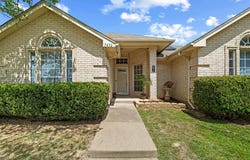 7436 Bennington Drive, Watauga, TX 76148