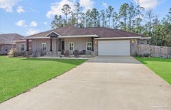 7497 Rexford St, Navarre, FL 32566