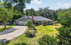 1200 MARSHALL COURT, EUSTIS, FL 32726