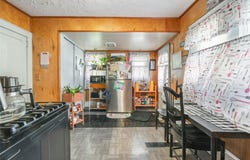 17 Lawrence Road, Poughkeepsie, NY 12601