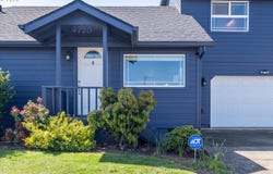 4725 DAISY St, Springfield, OR 97478