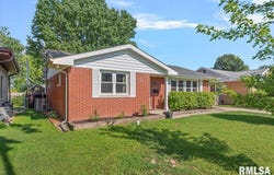10 VERNA Drive, Springfield, IL 62702