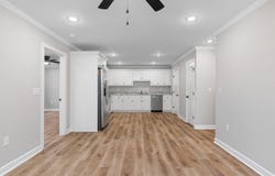 30 S Prairie St, Florence, AL 35630