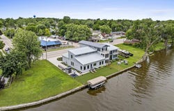 333 E MAIN Street, OMRO, WI 54963