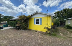 825 POINSETTIA DRIVE, EUSTIS, FL 32726