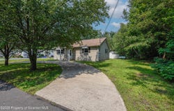 346 Dolph Street, Olyphant, PA 18447