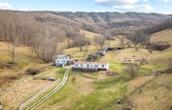 568 Round Bottom Dr., Narrows, VA 24124