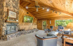 60 Taos Dr, Angel Fire, NM 87710