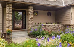 4711 White Oak Court, Eagan, MN 55122