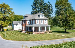5 BOWERS Road, READING, PA 19605