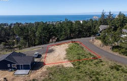 300 ROARING TIDE Loop, Oceanside, OR 97134