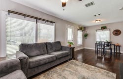 201 E Davis Avenue, Alvarado, TX 76009