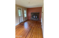 310 W High Street, Milford, PA 18337