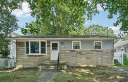 613 Pennsylvania Ave, Somers Point, NJ 08244