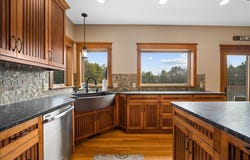 105 Sandy Beach Rd, Holland, MA 01521