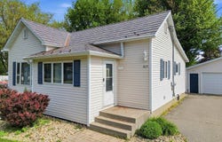 1617 E Blodgett Street, Marshfield, WI 54449