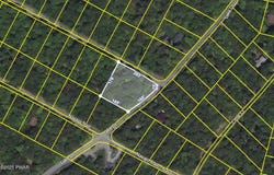 1 Shoshoni Trail, Gouldsboro, PA 18424