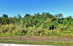 313 SW Becker Road, Port Saint Lucie, FL 34953